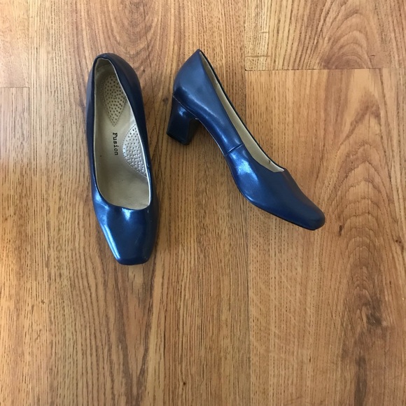 fusion Shoes - (3 for $20) Fusion Navy Box Toe Pumps